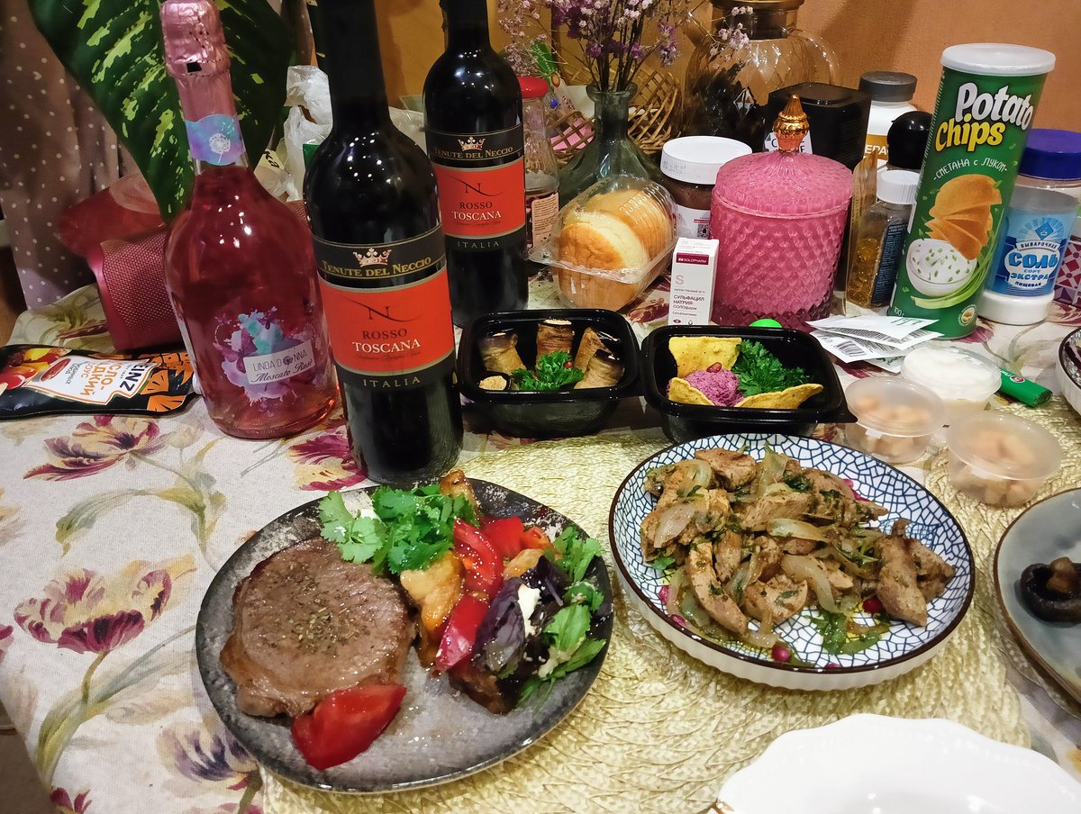 Ну наверное можно и праздник отметить 🍷