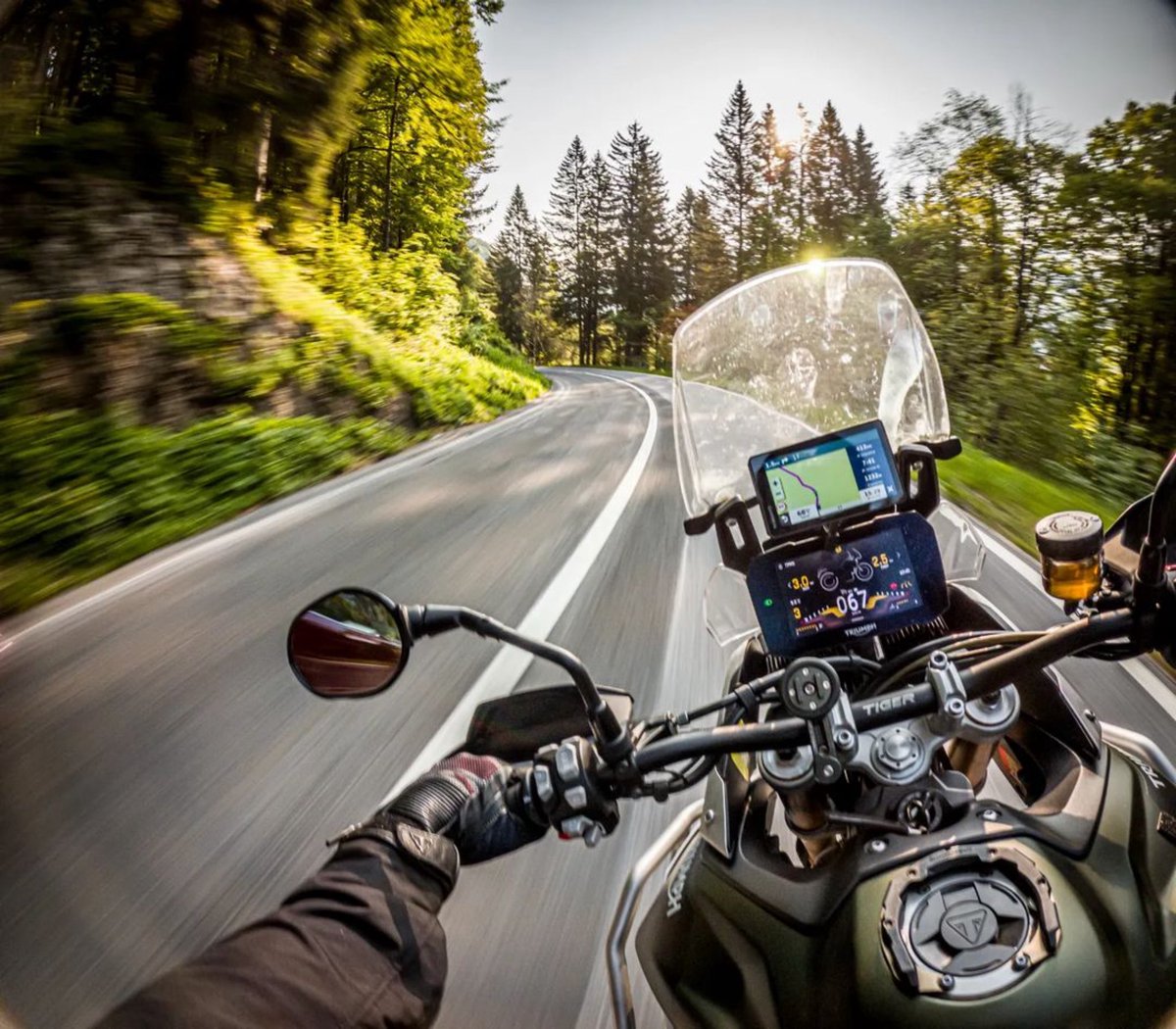 IndiaTriumph's tweet photo. The feeling we all love... it’s right out there!
📷: Lennart Andreas
We’d love to have your weekend riding photos/ videos. Please share by tagging @indiatriumph. Use hashtag #MyTriumphWeekend.
#MakeYourWeekendsMatter #ForTheRide #TriumphIndia #Tiger900 #TriumphTiger https://t.co/bYTwwW5Wah