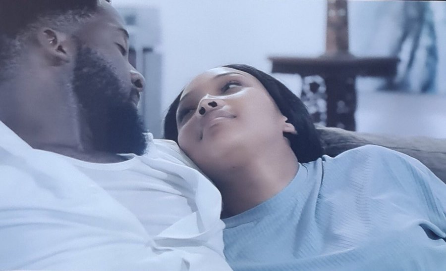 Unaye wa kuangaliana hivi au nikaushe?