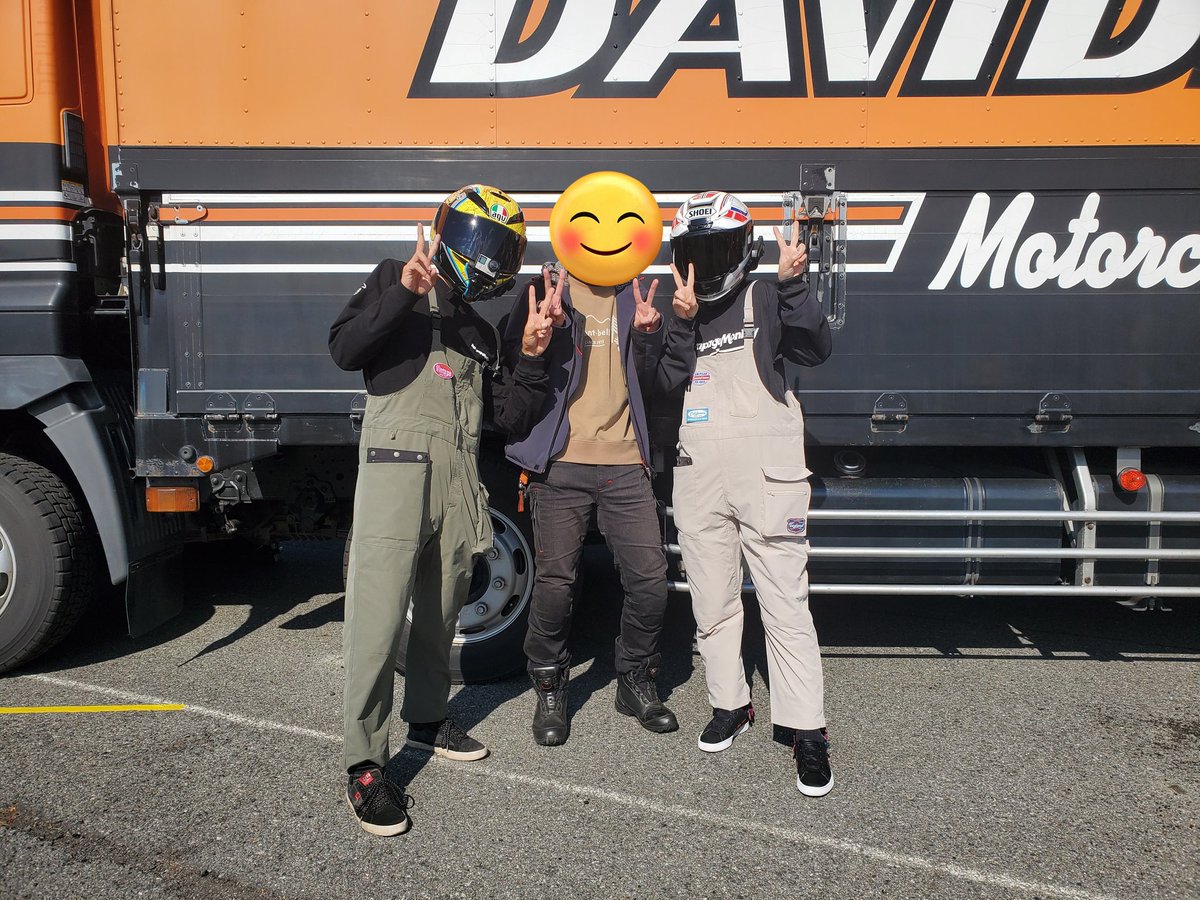 tkQ_CB650R's tweet photo. 2りんかん祭行ってよかったー
こつぶちゃん見れたし
RAMPAGEMONKEYのおふたりにも会えたし🤩めっちゃ良い人達やった✨ https://t.co/VpeY6zJS8u