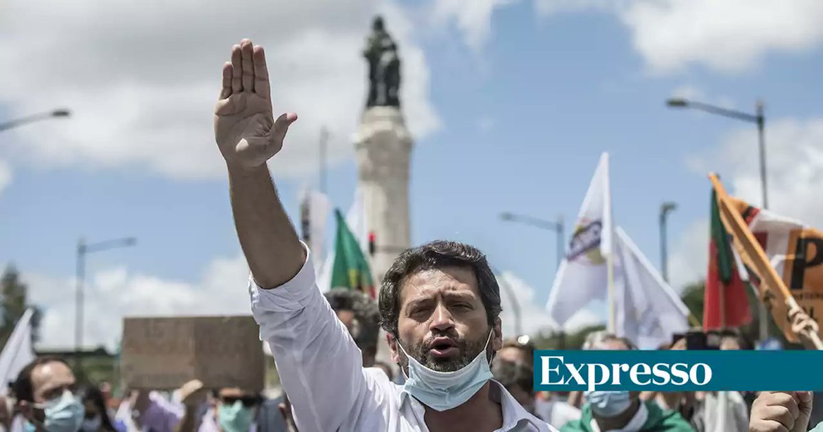 QuimDaBrita's tweet photo. @BenrosSergio @ShapiraDor Por falar em nazis... https://t.co/cr2sgTSIsV