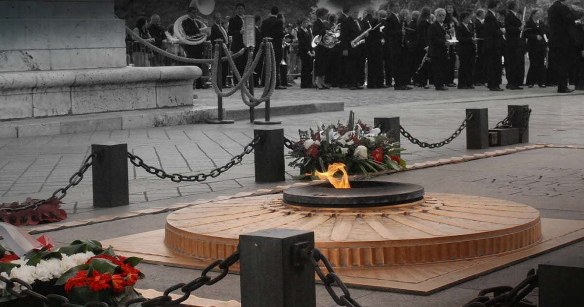 lerepu's tweet image. #LongFormat De l'Arc de Triomphe à Verdun : les 100 ans de l'histoire de la Flamme éternelle
▶ c.republicain-lorrain.fr/magazine-touri…