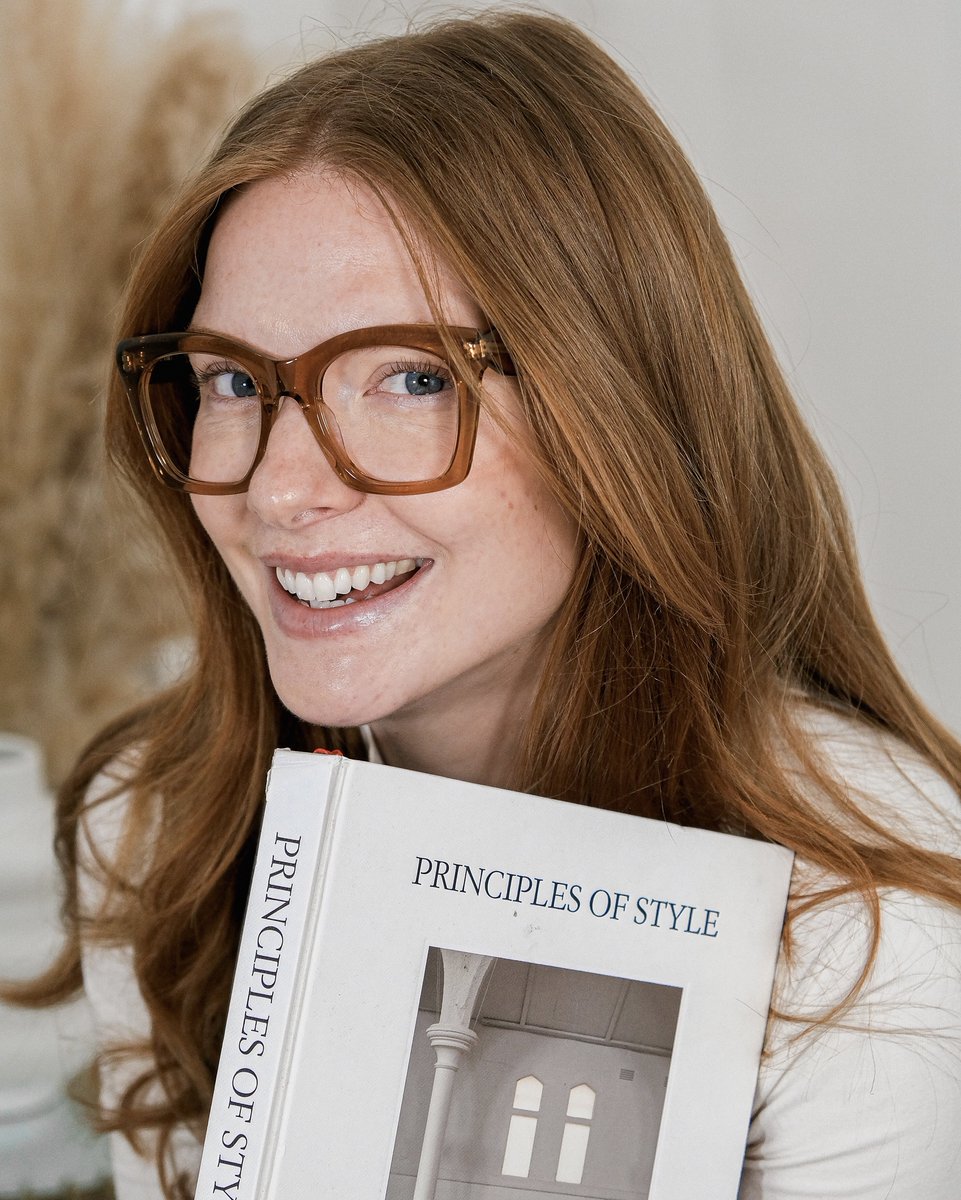 Want to look stylish and take great care of your vision? Lucky for you, our expert Frame Specialists are on hand to help you choose the perfect pair online or in-store.