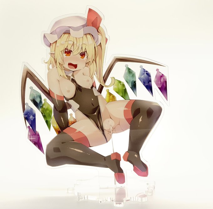 秋例大祭の新作のフランちゃんアクキー届きましたよ!
これでフォーオブアカインド達成です!
https://t.co/X3uJbSHXWs 