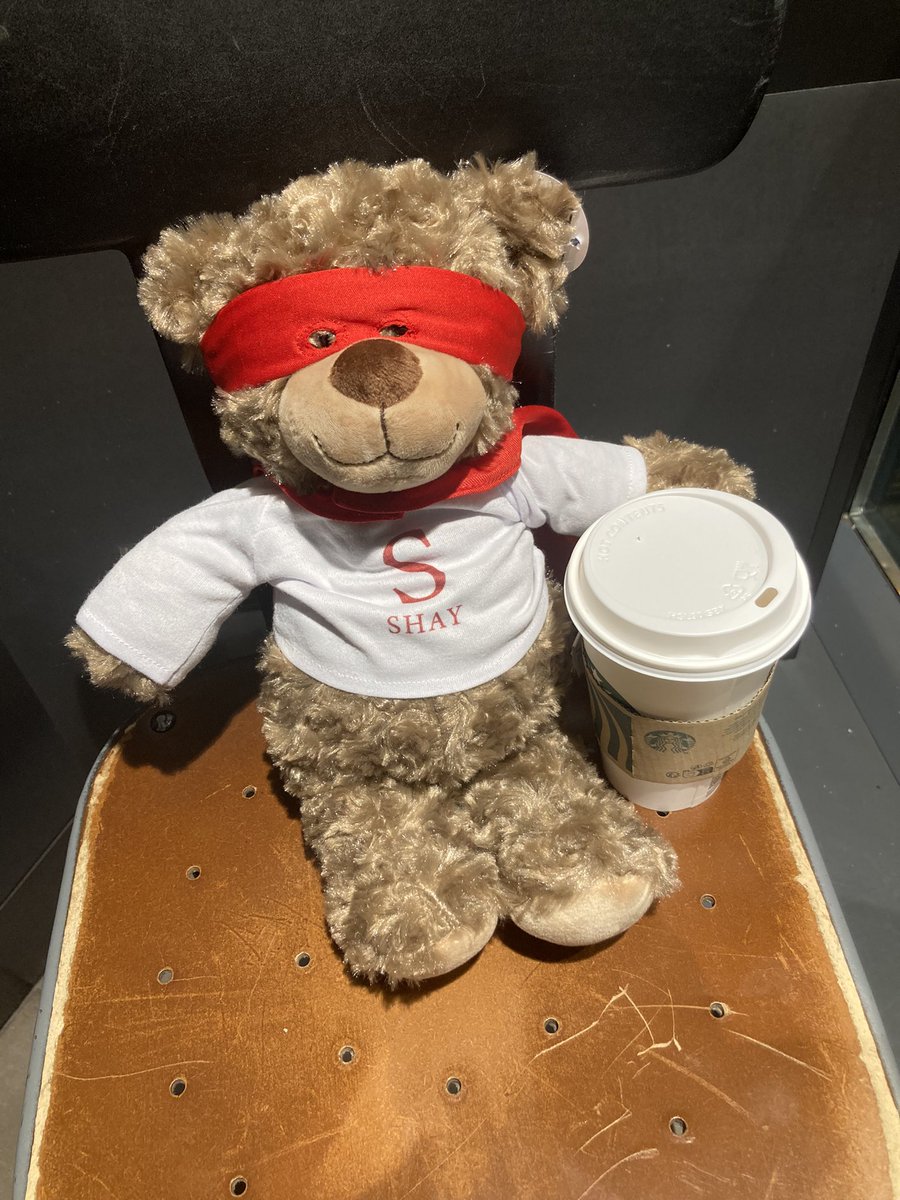 MelonHeadY2K's tweet photo. Thanks @easyJet for this morning’s flight from Belfast to Gatwick and the best crew ever on EZY800 for helping keep this little man safe! 💚 https://t.co/OrksPmKYnQ