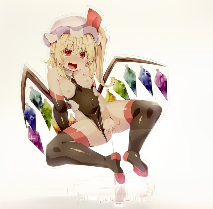 秋例大祭の新作のフランちゃんアクキー届きましたよ!
これでフォーオブアカインド達成です!
https://t.co/X3uJbSHXWs 