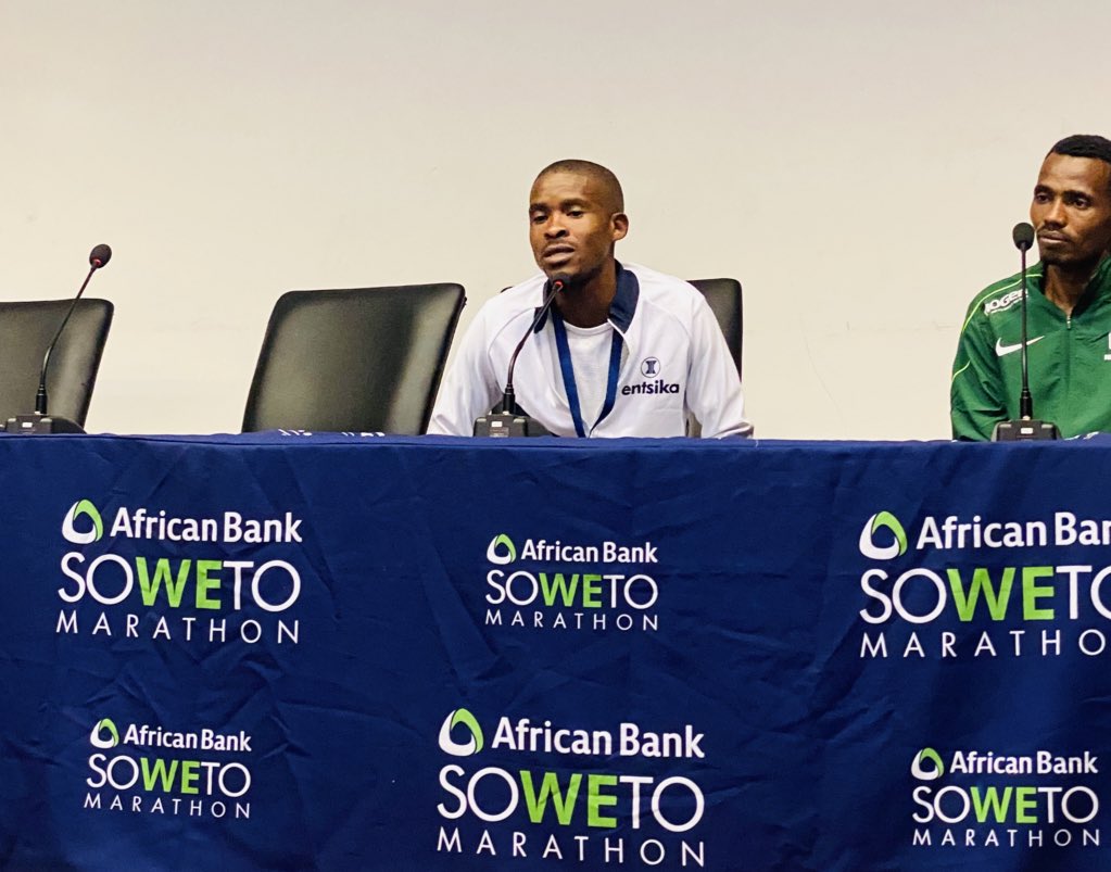 Ntsindiso Mphakathi, 2023 Male winner for the #AfricanBankSowetoMarathon shares with media how happy he is to have won the race this year. He further added that he dedicates his win to his coach who has always been by his side. “I nearly gave up when I saw the challenge getting