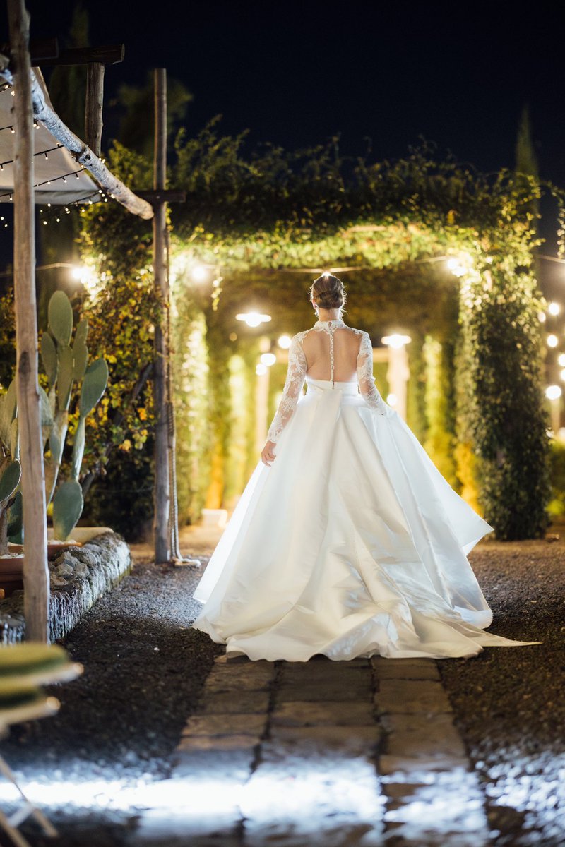 BrideItaly's tweet photo. @viviarsaps
@boscodemedici_ilcasale 
@angela.sc8 
@polilop.official 
@pasqualedipaolofiorista
@michelaetile 
@puciwed
@confettimaxtris @italybrideandgroomweddings
@marriagemadeinitalyweddings
@slubweselewewloszcech https://t.co/uLeH4u4zKY