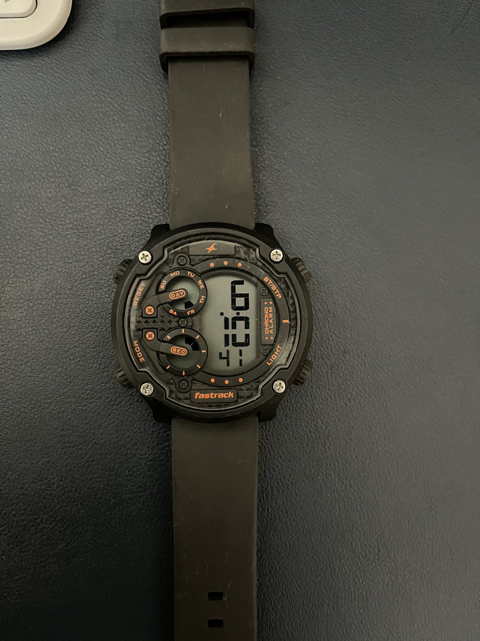 Fastrack 38045pp03 watch new arrivals