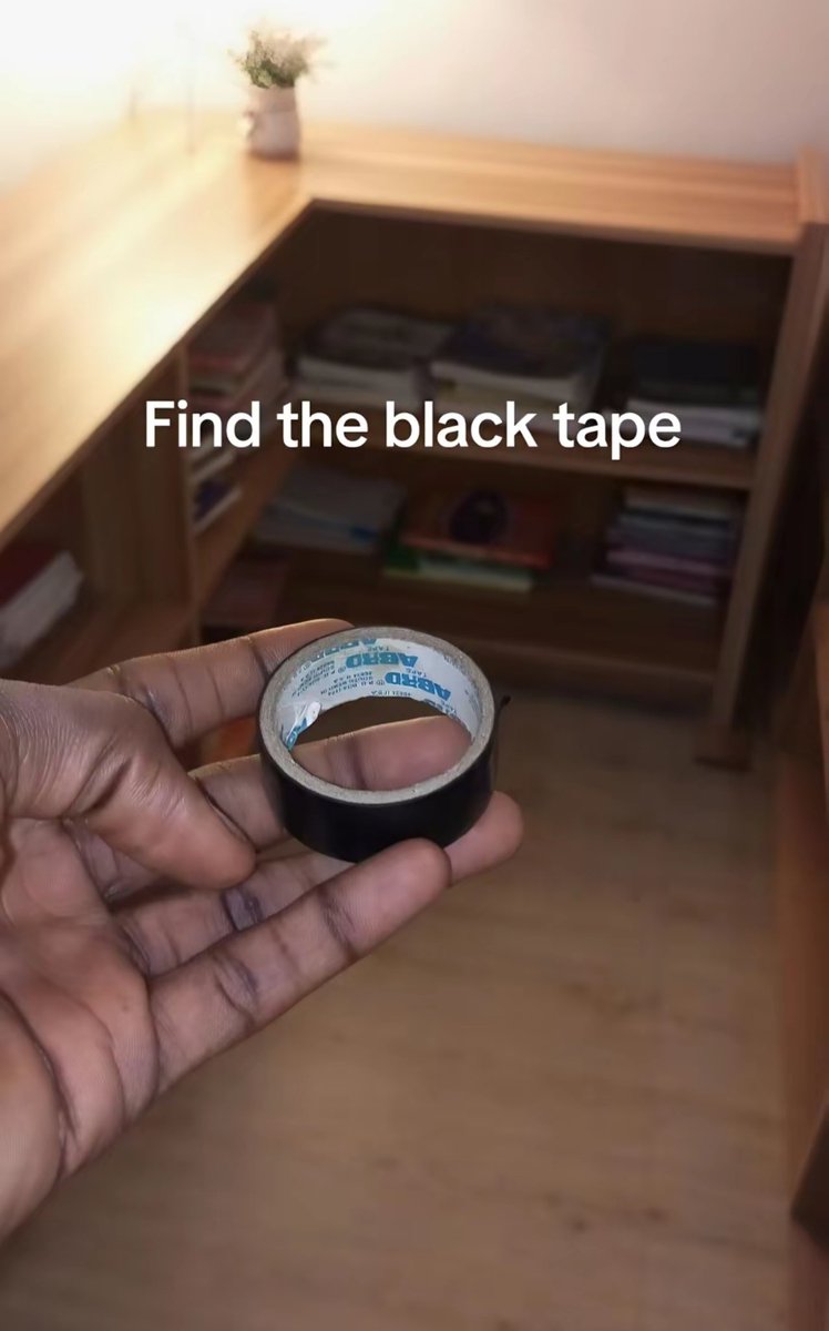 yabaleftonline's tweet photo. How long did it take you to find the black tape from these photos? https://t.co/0jAqsJSz43