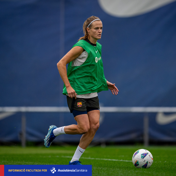 FCBfemeni's tweet photo. ‼️[COMUNICAT MÈDIC] 

La jugadora del primer equip femení Irene Paredes ha rebut l'alta mèdica.

La jugadora del primer equip femení Caroline Graham Hansen ha rebut l'alta mèdica.

La jugadora del primer equip femení Patri Guijarro té una elongació muscular al quàdriceps de la cuixa dreta. És baixa i la seva evolució en marcarà la disponibilitat.

La jugadora del primer equip femení Bruna Vilamala té una elongació muscular al quàdriceps de la cuixa dreta. És baixa i la seva evolució en marcarà la disponibilitat.