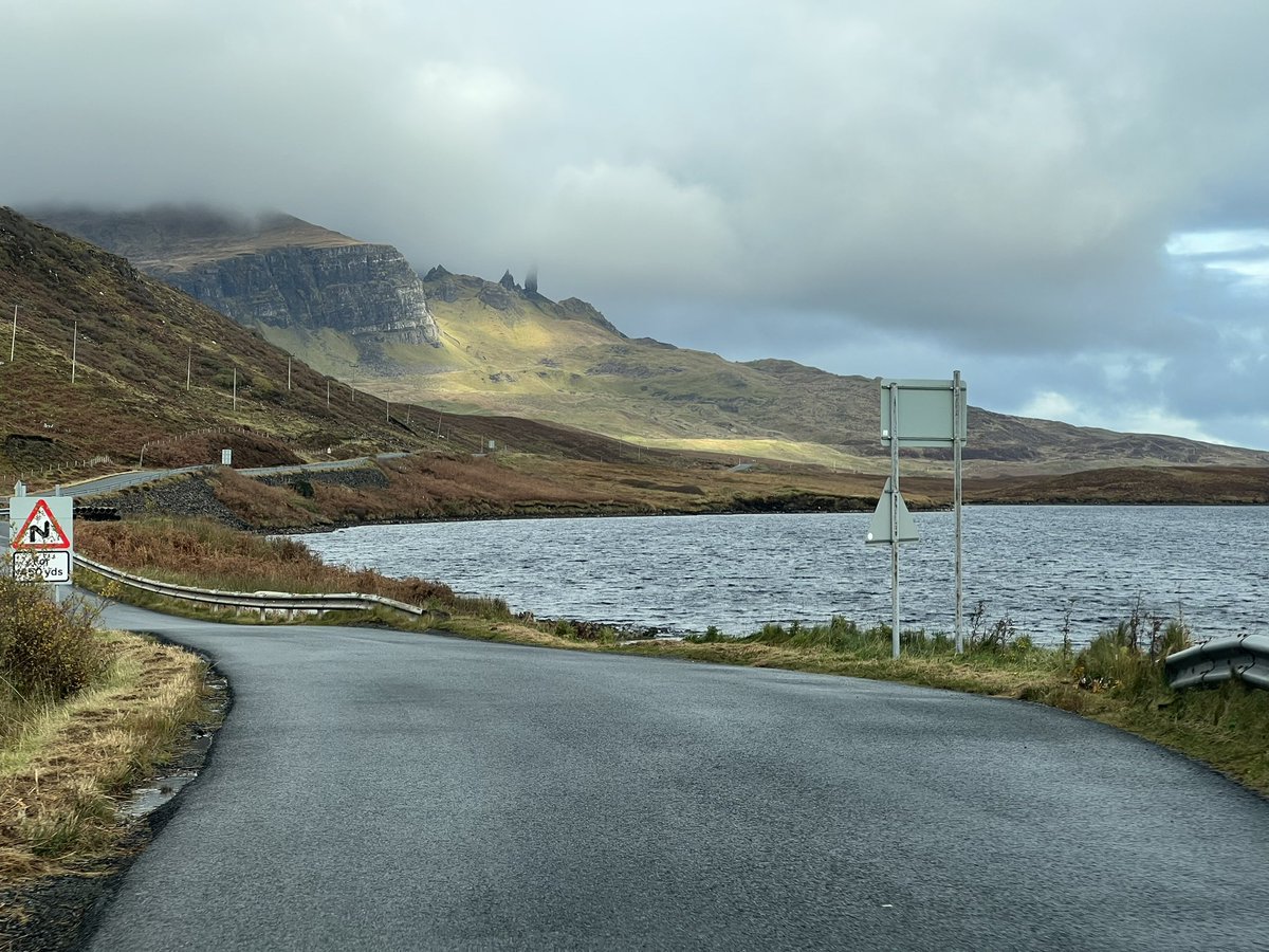 Edition002's tweet image. A few days in Skye with the M340i Touring this week.