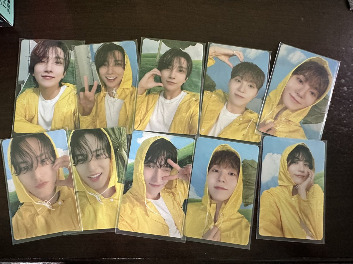 wonchankart's tweet photo. wtt | ph only

#Seventeen seventeenth heaven carat version random photo cards

🩵have: jeonghan joshua mingyu dk seungkwan
🩷want: unmarked dino/wonwoo
❗️just unboxed it so it’s in mint condi

please dm!
tags 세븐틴 carver seventeenth heaven shua mingyu jeonghan dokyeom rpc https://t.co/DAYrz6uYWA