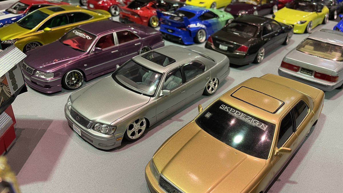 Camaazzo's tweet photo. 実車買って中々時間なくて出来てなかったけどまたプラモ熱入っちゃうな〜
そろそろ本格的に再開しよう😇 https://t.co/oYhb8zc442