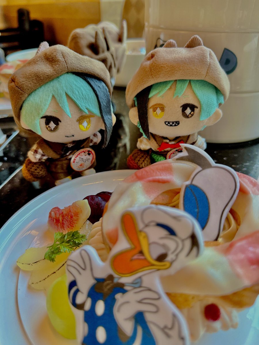 mrn_nuinui's tweet photo. 🎉🎊🎉HAPPIEST BIRTHDAY🐿💛🎀

 #ジェイド・リーチ生誕祭2023 
 #フロイド・リーチ生誕祭2023 https://t.co/TAtEOjBX4M
