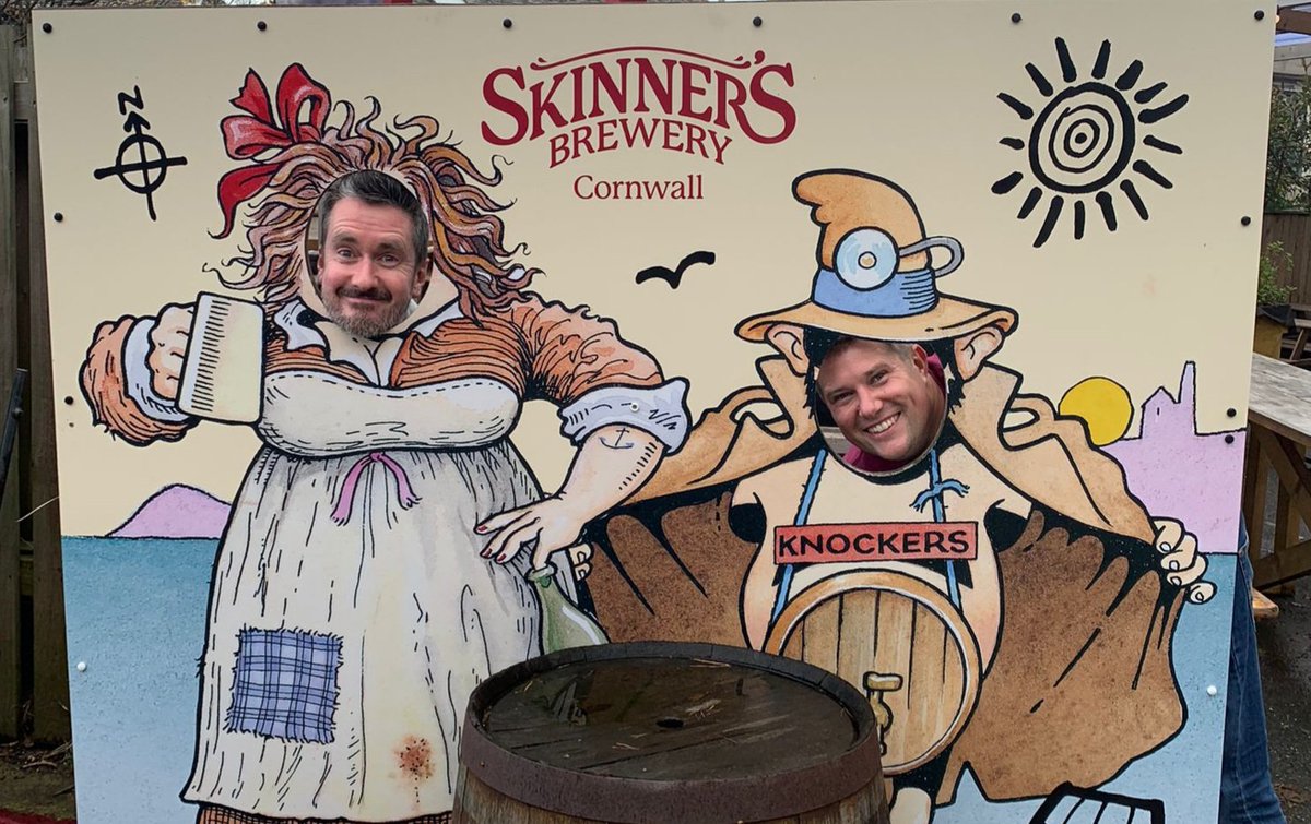 The 1st XI drew 1-1 away to top of the league Truro 2s, yesterday. Teas were the winner, though, as we were taken back to Skinner's Brewery.
The 2nd XI came back from 2-0 down at home to top of the league Teign to draw 4-4. They remain unbeaten this season.
