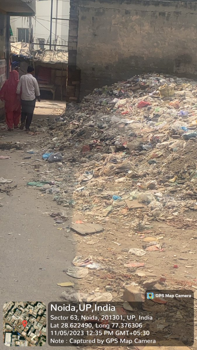 rohit6807's tweet photo. ग्राम हजरतपुर वज़ीदपुर सेक्टर 63 नोएडा में बना हुआ है कूड़े क��� अंबार सीवर लाइन भी बंद लोगो की काफ़ी शिकायतों  के बाद भी नहीं होती सफ़ाई ठेकेदार करते है मनमानी @noida_authority के उच्च अधिकारी कृपया तुरंत ध्यान दें @CeoNoida @InduPrakashPCS @dmgbnagar @NoidaGreens https://t.co/VQRULZzbJz