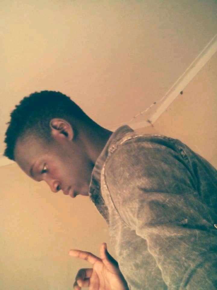 a.....blessed Sunday...to y'all
jah...bless 🙏🙏🙏