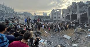 BlobRai3's tweet photo. " DIAMO I NUMERI?!? "
#Gaza, 10 mila morti in un mese come in 2 anni di #Ucraina. Dal via libera alla reazione militare israeliana hanno perso la vita 9.485 persone di cui 3.900 bambini e 2.430 donne. I feriti sono oltre 24 mila
(Il Fatto Quotidiano)
#laDomenicaSenzaBlob... https://t.co/fUG3rwSqpn