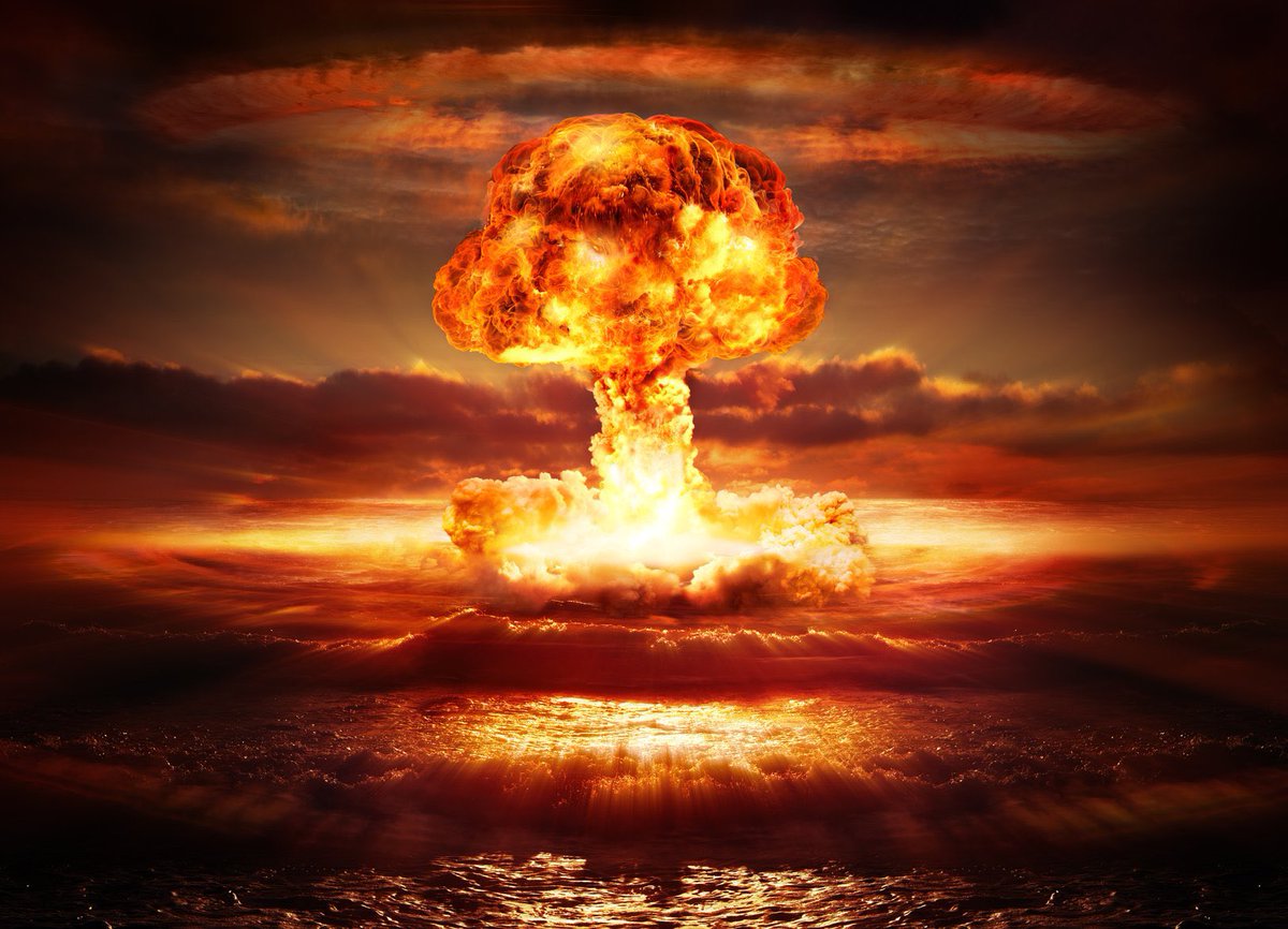 İsrail Miras Bakanı Amichai Eliyahu: 'Gazze'ye #atombombası atılması gündemimizde olmalı.' (Sputnik)