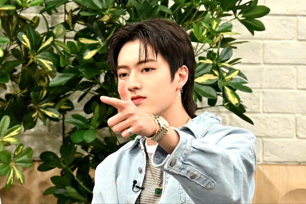 Bininyasingto's tweet photo. トレバラ ～TREASUREのバラエティ塾～

_🦁

#YOONJAEHYUK #HYUNSUK #YOSHI #haruto #treasure #트레저 https://t.co/LtbjzlEmK6