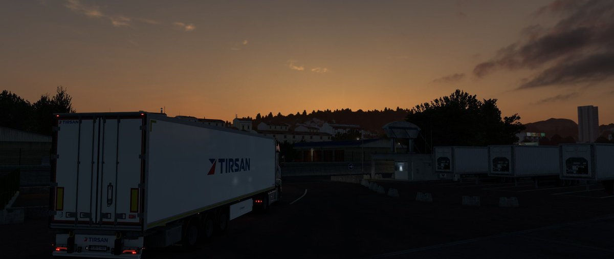 Recordad que podéis probar la beta 1.49 disponible tanto para Euro Truck Simulator 2 como para American Truck Simulator 😍

Si desea participar, siga los enlaces del blog a continuación para saber cómo inscribirse. 🚛

🇪🇺: blog.scssoft.com/2023/11/euro-t…
🇺🇸: blog.scssoft.com/2023/10/americ…