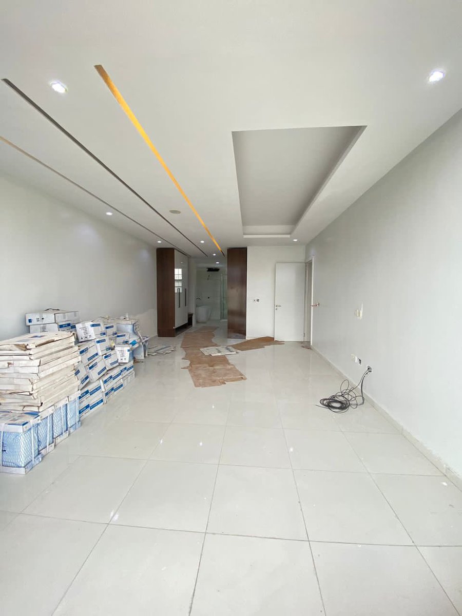 ApartmentLagos's tweet photo. FOR SALE: IKATE LEKKI

Luxurious, Smart home 4 bedroom Semi-detached duplex + BQ

Features:
-fully equipped kitchen with pantry 
; double-door refrigerator, washing machine etc
-CCTV Security system 
-parking space etc 

Title Doc: Governor’s Consent 
250M

Kindly help RT 🙏 https://t.co/Y66enBXDL6