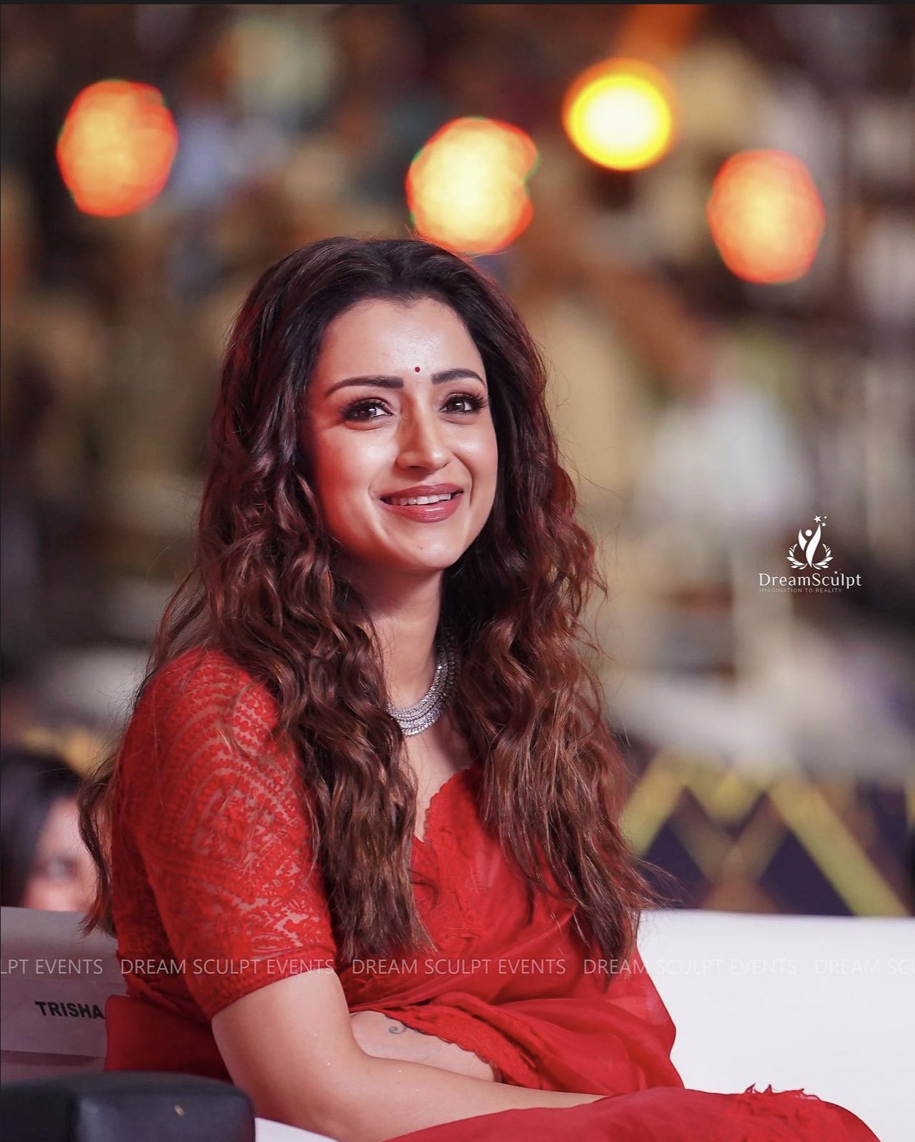 F-KjGYXXAAEw-Gc?format=jpg&name=large