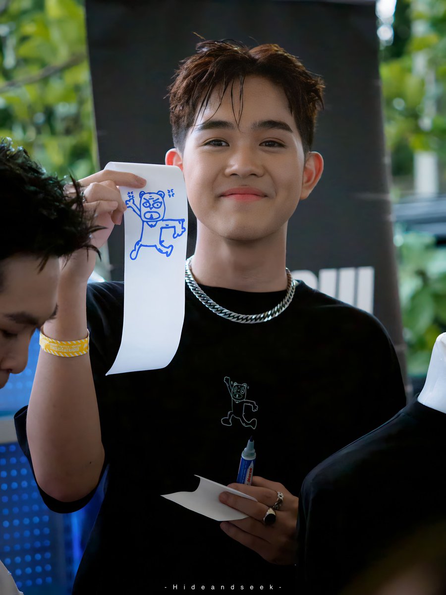 __hideandseek's tweet photo. น้อนหมีผสมหมา 😆
#THIOTUTOR #CATXPRO https://t.co/XFesV6Rgfd