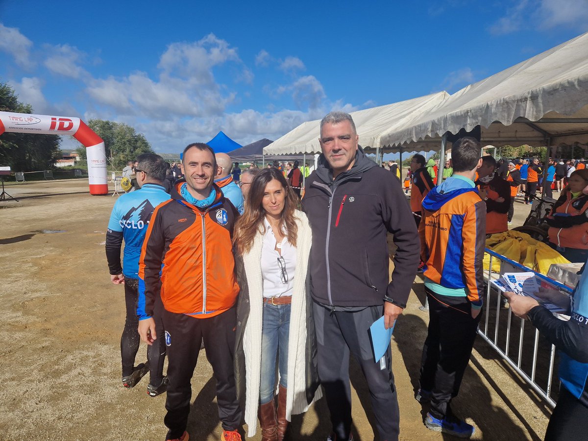 PPVelilla's tweet photo. Esta mañana ha tenido lugar la 6° edicion del Cross Solidario de Velilla de San Antonio.
Nuestra enhorabuena y reconocimiento al @ca_velilla por la buena organización y el éxito de participación. https://t.co/p6rk9sDqaF