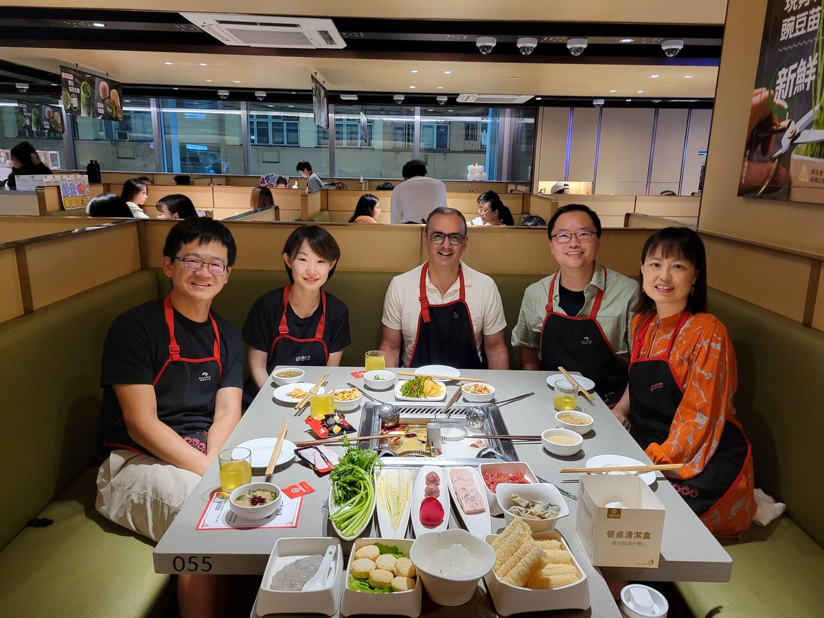 Reunion of Kapoor lab <a href="/KapoorLab_RU/">Kapoor Lab</a> alumni <a href="/JeffTiLab/">Shih-Chieh (Jeff) Ti</a> <a href="/XDavidLiLab1/">X David Li Lab</a> and collaborator <a href="/Hippo326/">Mu He</a> for hotpot in Hong Kong😁