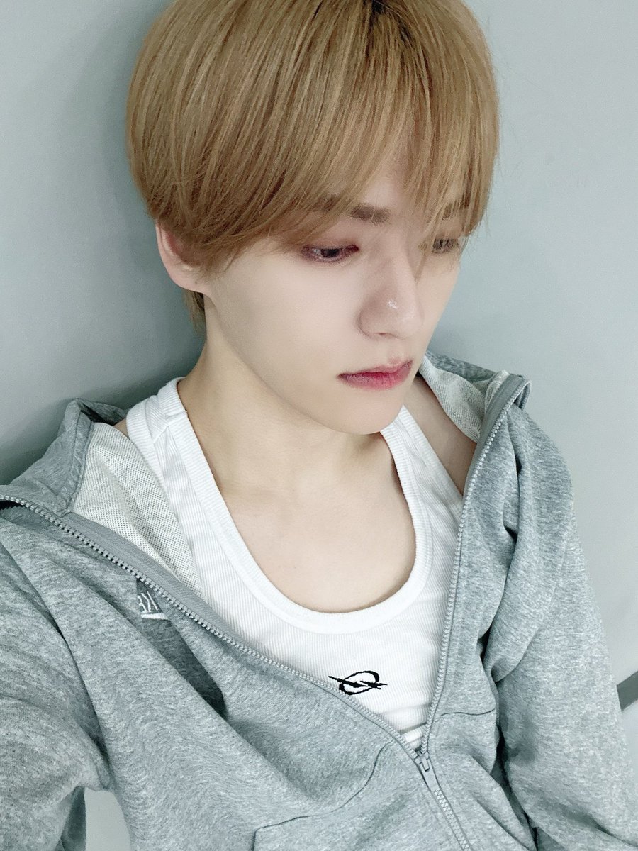 by_EPEX's tweet photo. [#위시]

괜찮슴까아?!!

#EPEX #이펙스 #WISH #위시 https://t.co/6olZgdbyGI
