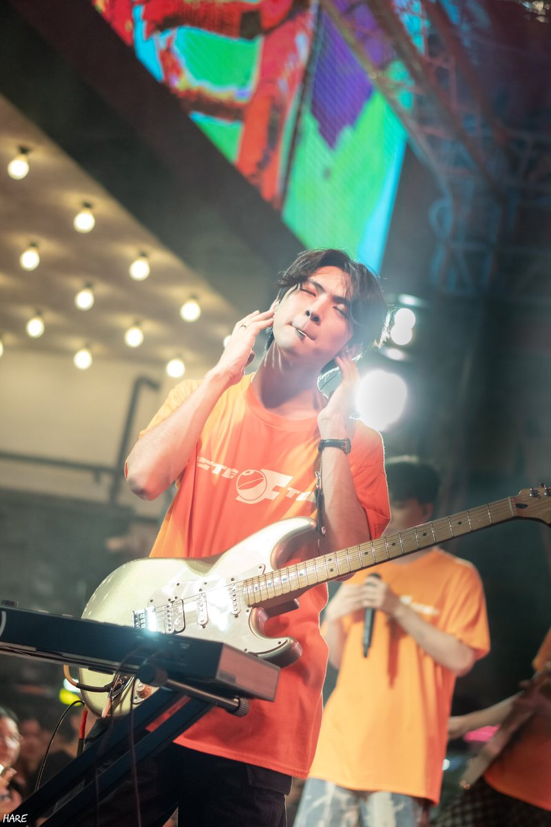 Hareshine's tweet photo. ความเท่ของพิเค้าจะไปสุดที่ตรงไหน~

｡ﾟﾟ･｡･ﾟﾟ｡
ﾟ。🔥   ｡ﾟ   @BSittawee 
　ﾟ･｡･ﾟ

#_frtstw_ #FOOLSTEP 
#FOOLSTEP_TASTEOFTEEN
🎡 Lido Connect, Siam Square https://t.co/hxSBg8QUjR