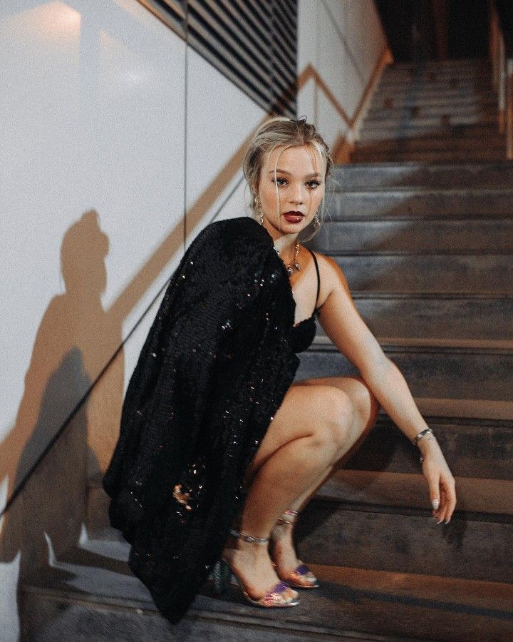 rcdbery's tweet image. stairwell series (((fomo)))