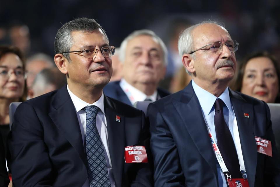 Cumhuriyetimizin ikinci yüzyılında Cumhuriyet Halk Partimizin 38. Olağan Kurultayında kazanan Genel Başkanımız Özgür Özel'i tebrik ediyorum. Ülkemiz ve partimiz’e hayırlı olsun.