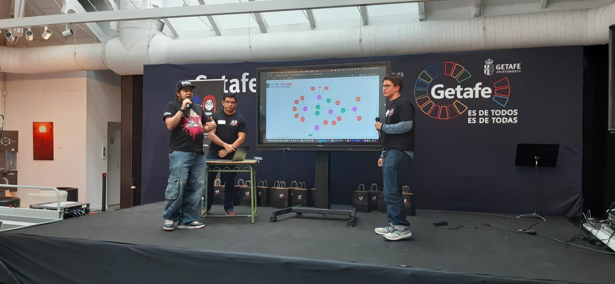 Hackathon Lovers tweet media