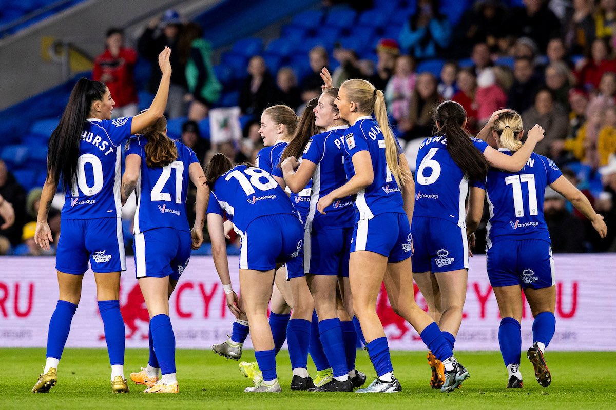 Vanaways continue sponsorship of Cardiff City Women