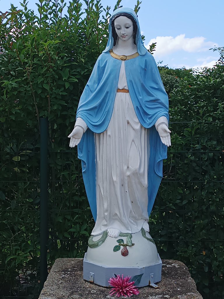 Porte du Ciel, priez pour nous 
Rannée (35) via Monique