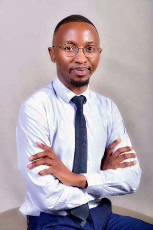 papa_banco's tweet image. Happy Birthday boo! 
Have a great one @Maso_Keys ♥️ #FirstBatch 😂