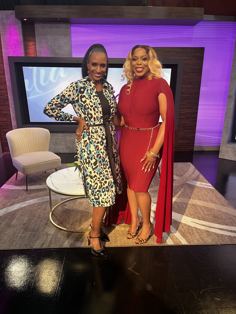 FOX5Atlanta's tweet photo. TOMORROW at 1 on an all-new @PortiaTVShow, @UpperEchelonMM from Bravo’s #LoveMatchAtlanta gives @PortiaFOX5 her dos &amp; don’ts of securing a high value man. The certified love coach shares lessons for singles seeking a relationship but have high standards.
#ShaePrimus
#PortiaTVShow https://t.co/OFy3jBp1qN