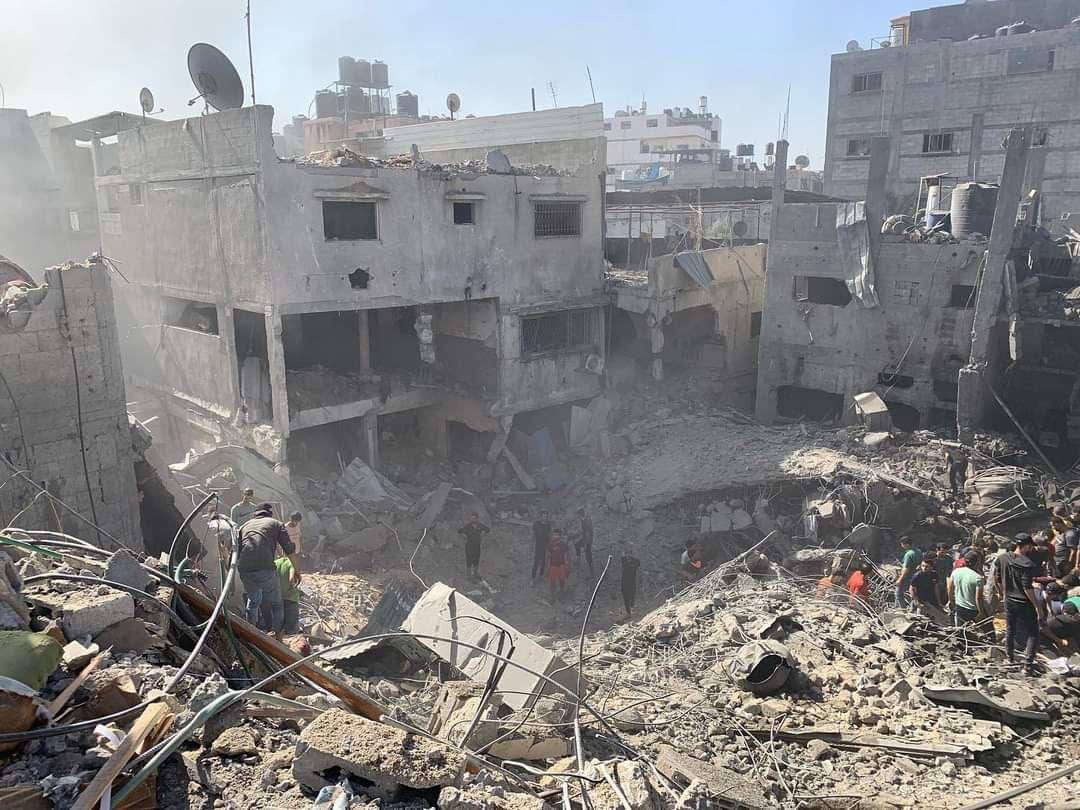 israelis crying about Hamas rockets when this shit just looks like someone hit the ground with a hammer a bit too hard. meanwhile, in Gaza: