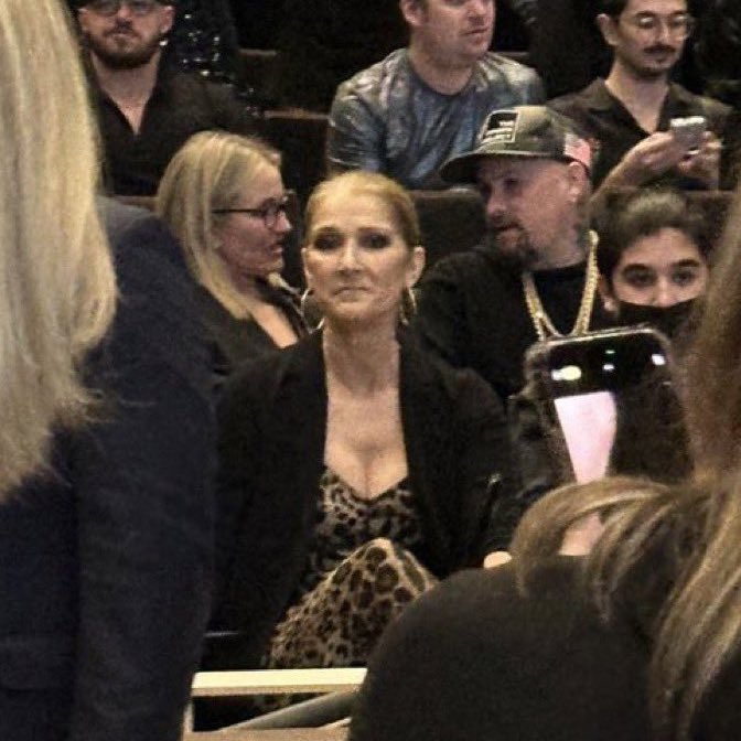 PopBase's tweet photo. Celine Dion attends Katy Perry’s Vegas residency. https://t.co/h04YTwUv19