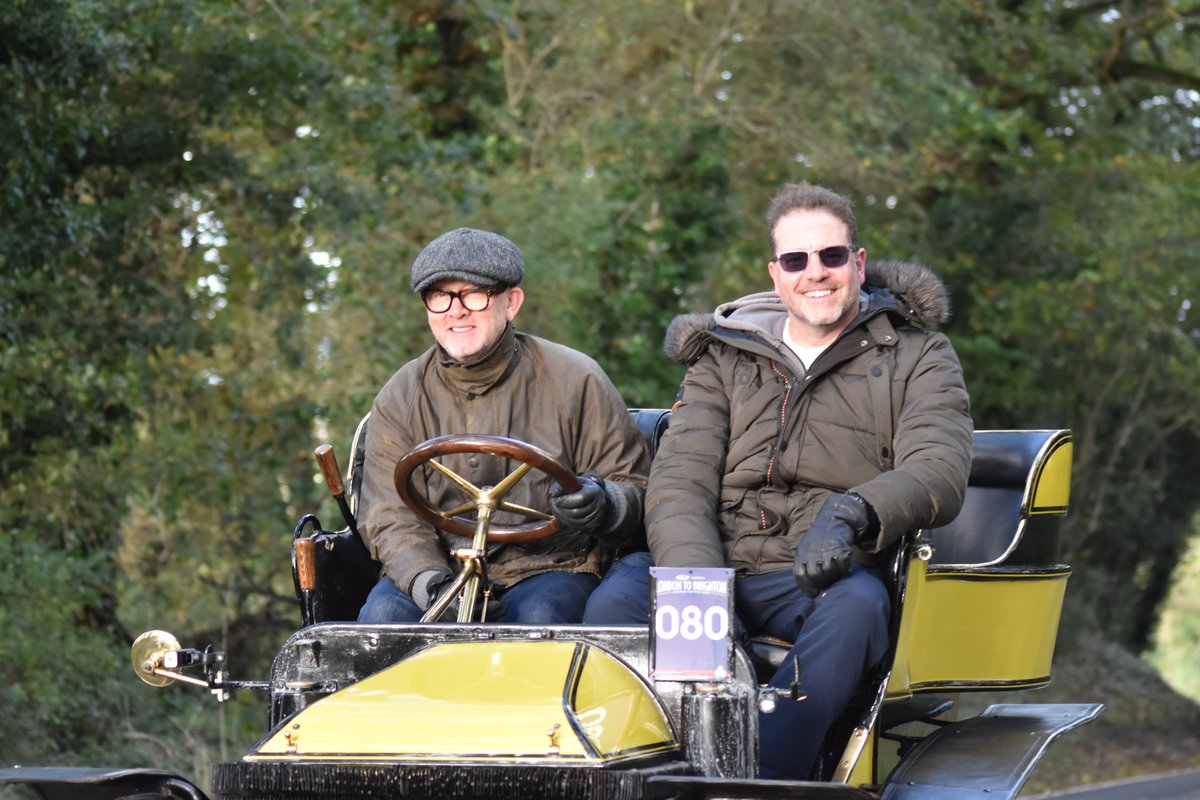 great to see all the cars at @VeteranCarRun today especially these two legends @PaulCowland_ @DrewPritchard