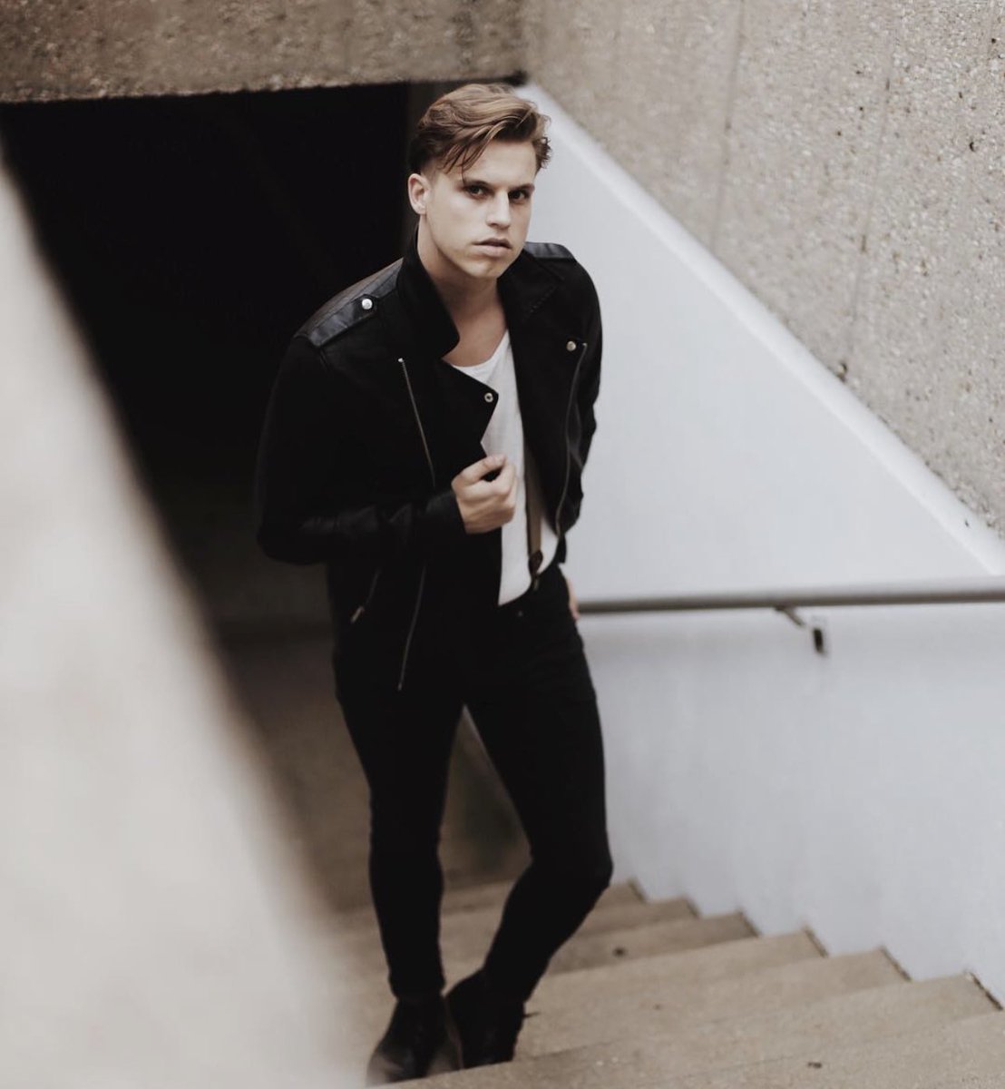 thiccmethod's tweet image. We’re swatting away the Sunday Scaries live on twitch. It’s going to be a long one! Twitch.tv/Thiccmethod