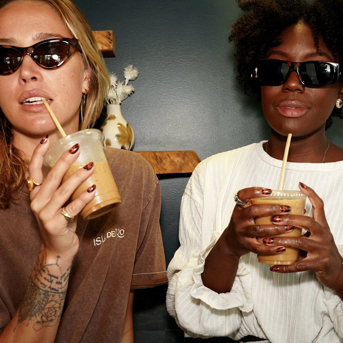 my tortoiseshell press ons are officially  LIVE!!!!!!!! AHHHHH i hope you like them 😭🥹🩷
nailthoughts.com/products/torto…