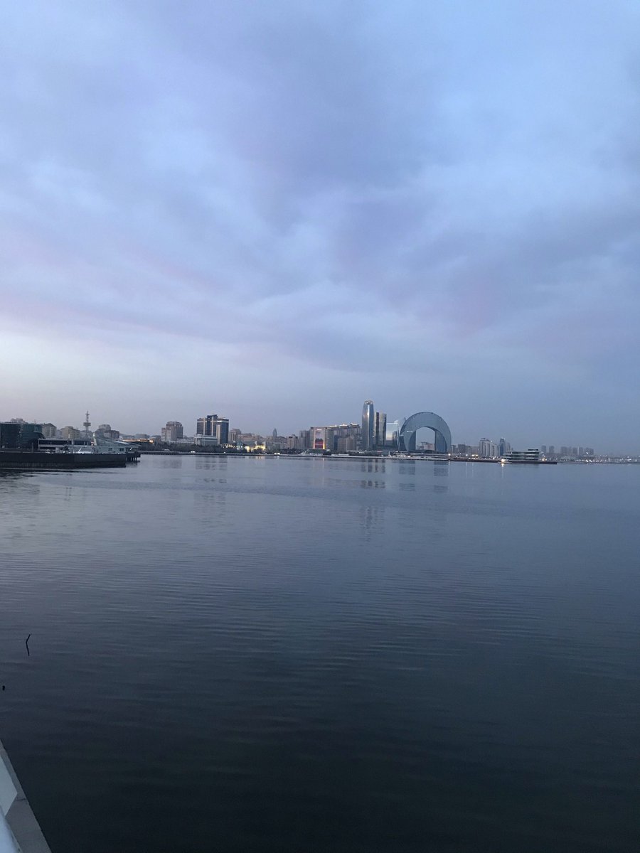 Если видишь это, выложи любую фотку из галереи без объяснения