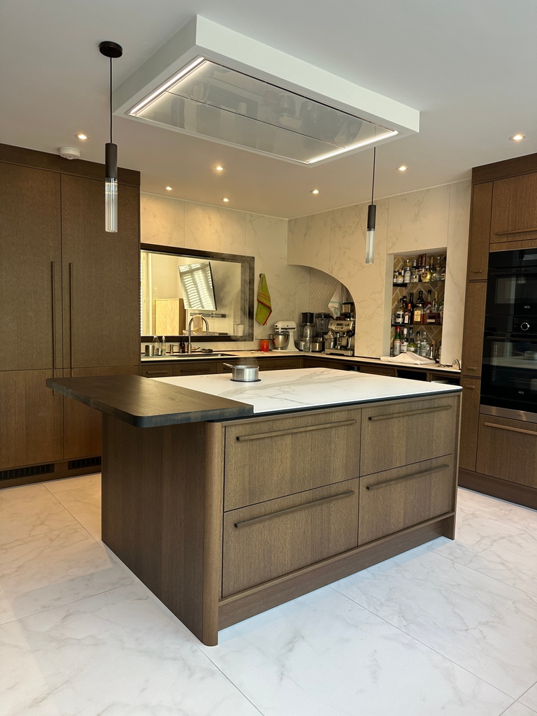 tpbtechuk's tweet image. The Calcatta Finish 😍 

@tpbtech #tpbtech #inductionhob #inductionkitchenisland #kitchendesign #homeinteriors