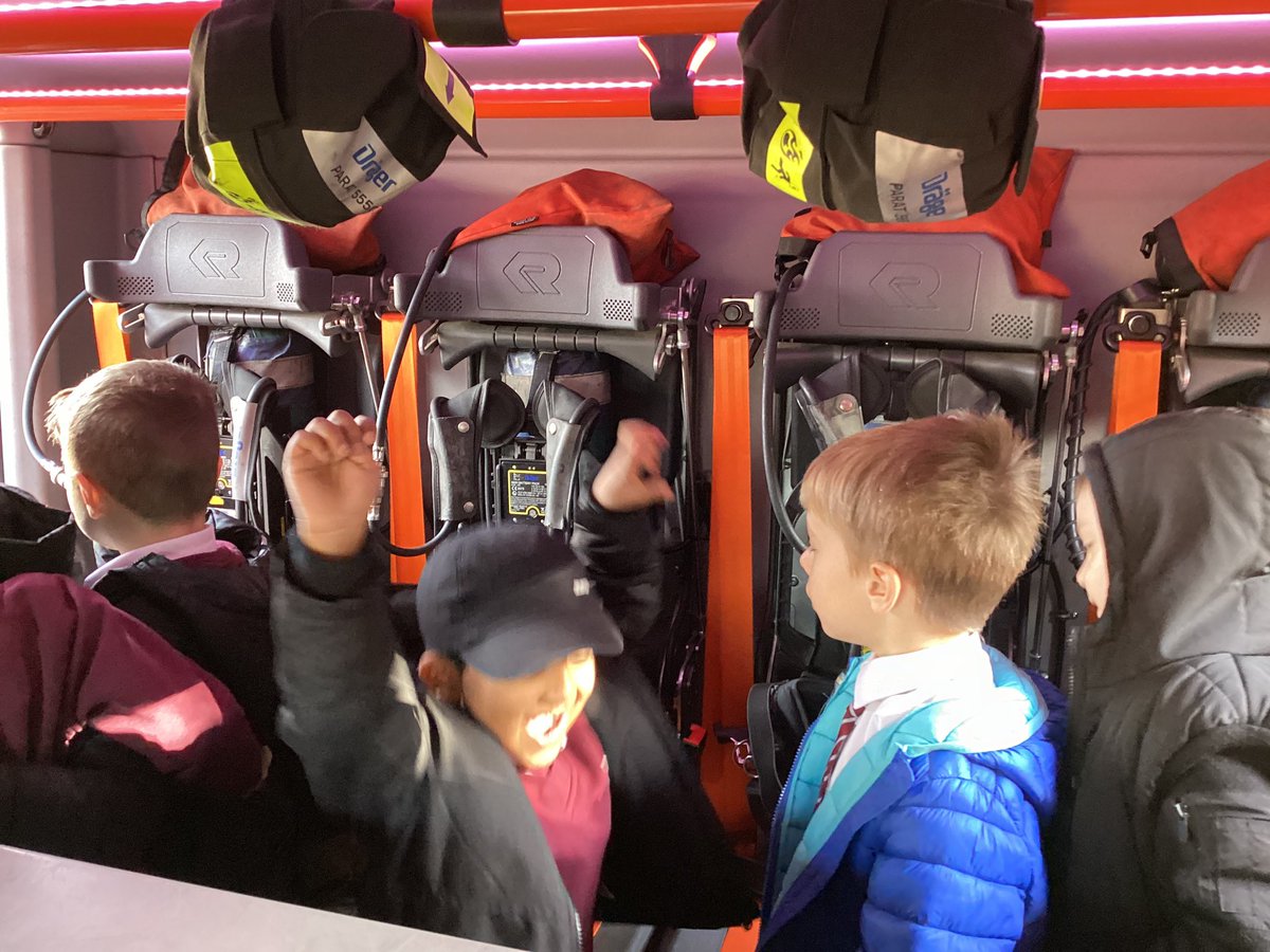annes_school's tweet photo. Just before half term, Miss Evans arranged a visit for Year 2 from @StaffsFire. This was to link to our history learning about the Great Fire of London and our vehicle ‘How can I keep safe?’ The children got to go inside the fire engine and even squirt the hose! 🔥 https://t.co/QrcqMNI7yt