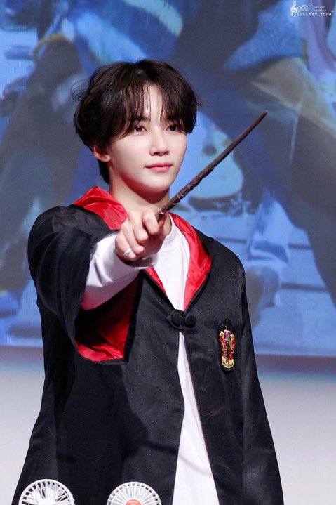 .
호그와트 버터맥주
빨리마시기 1등

                                 금지된숲 최다출입자