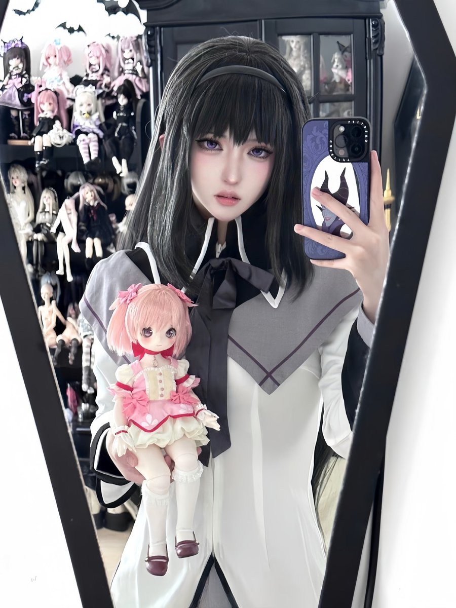 This feeling that no one knows. 
#cosplay #madoka_magica #homura #madoka https://t.co/kUVKX8keSM
